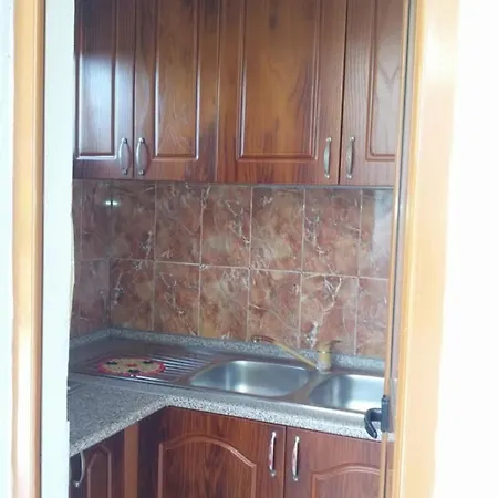 게스트하우스 Dhoma Plazhi Radhime Vlorë